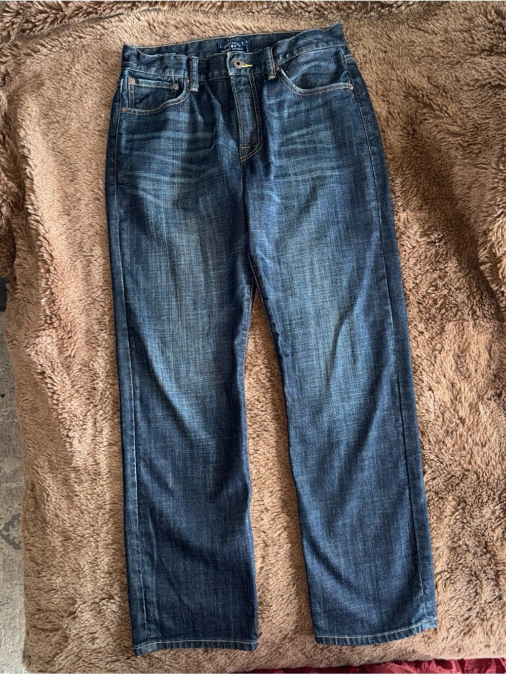 Vintage Men's Lucky Brand Dark Blue Straight-Leg Jeans